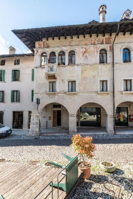 Loft Overlooking The Old Town . Feltre Kültér fotó