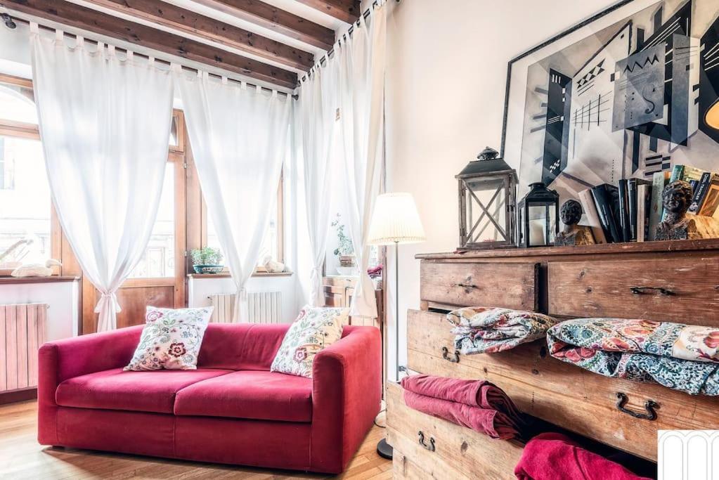 Loft Overlooking The Old Town . Feltre Kültér fotó
