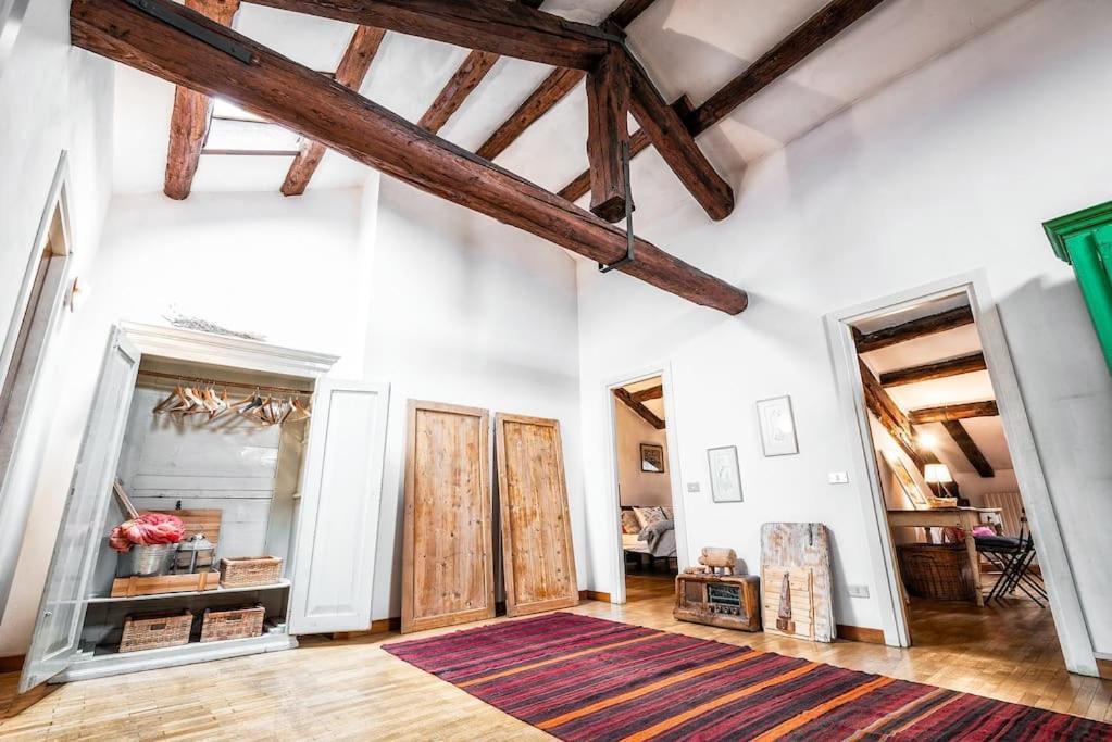 Loft Overlooking The Old Town . Feltre Kültér fotó